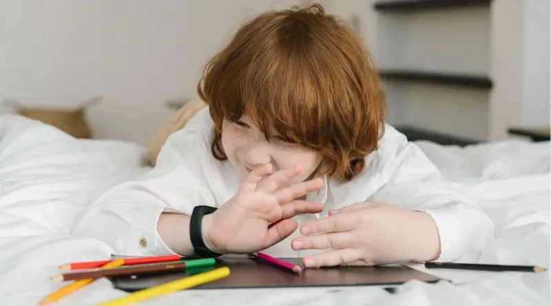 Objawy autyzmu u dziecka - co powinno zaniepokoić?